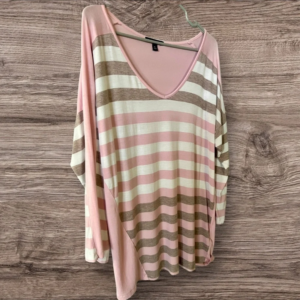 Signature Studio Striped Tee - Picture 4 of 4